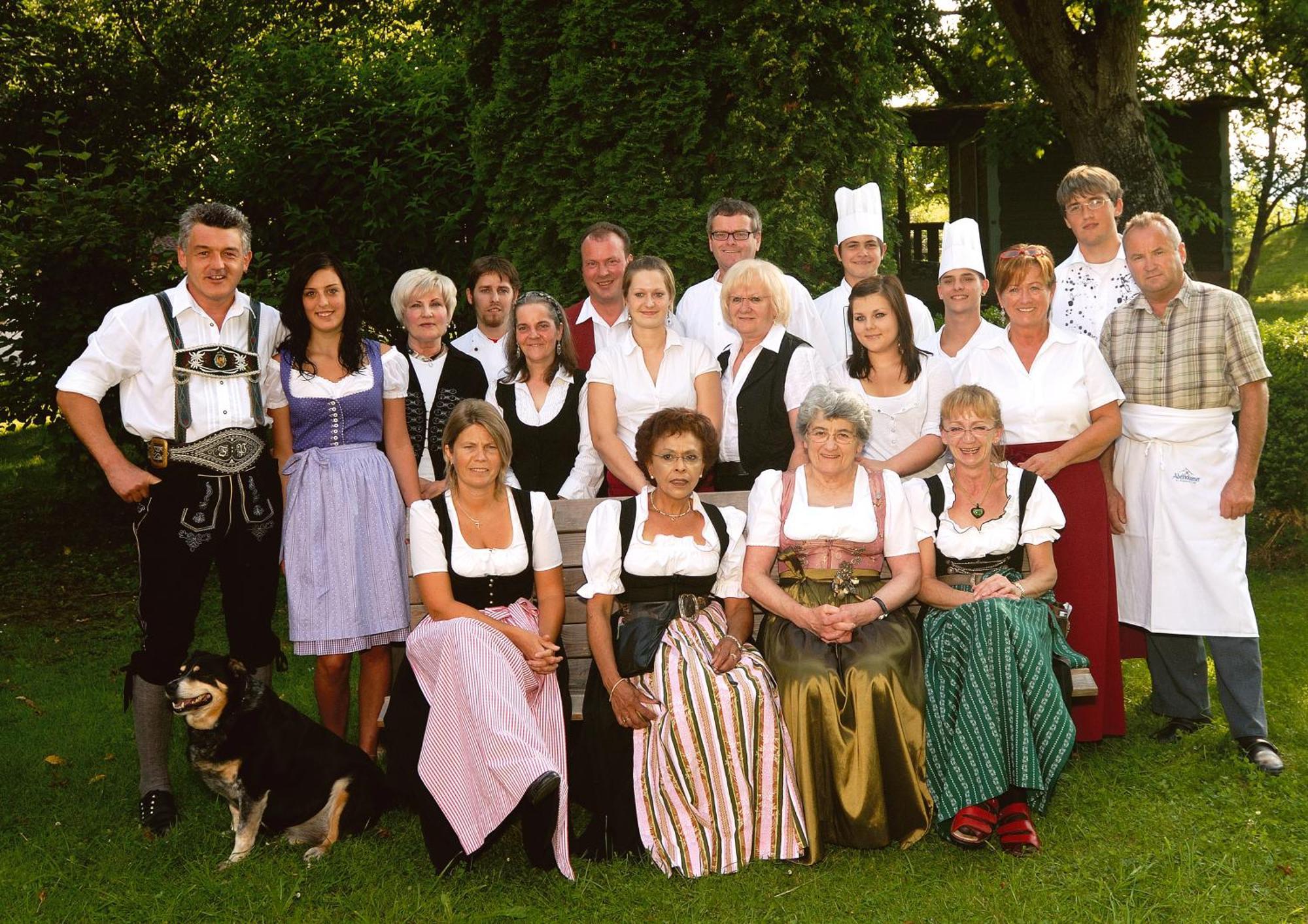 Gasthof Zum Ott Staudach-Egerndach Exterior foto